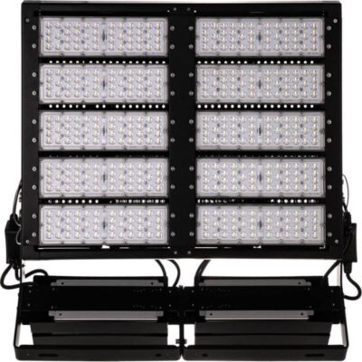 1000W LED Flutlichtstrahler AML® FLHP-1000 Frontansicht mit LED-Modulen und externen Mean Well® Treibern für professionelle Außenbeleuchtung